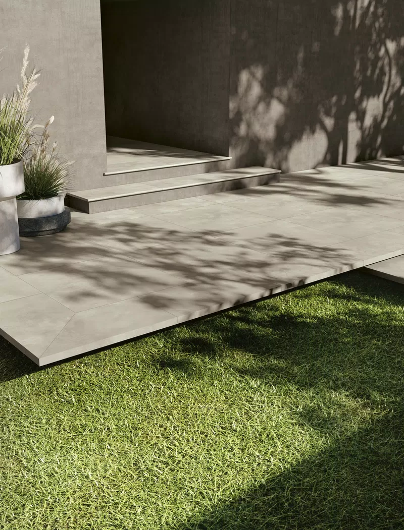 O_01A PLEIN AIR MAKE ANTRACITE CORTEN 80X80 R11 20 MM GRIGIO CORTEN 80X80 R11 20 MM + PEZZI SPECIALI R11 20 MM