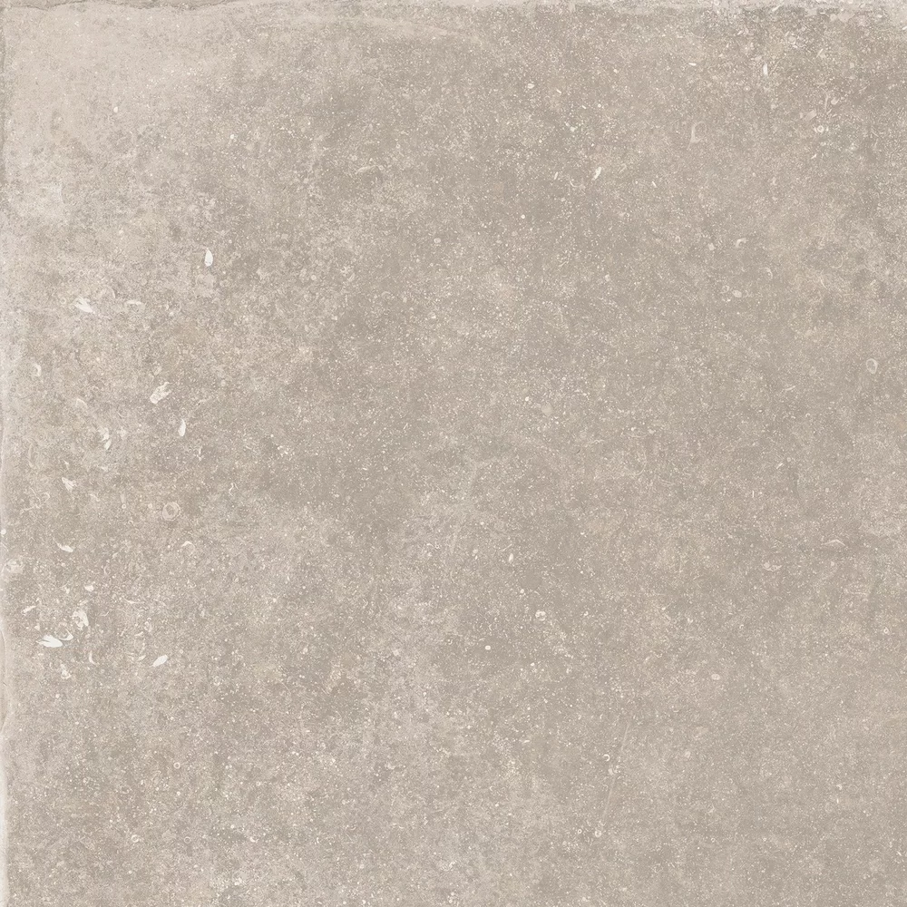 Piastrella Out.20 Belgian Stone Sand di ABK in beige, finitura R11, 80x80, spessore 20 mm.