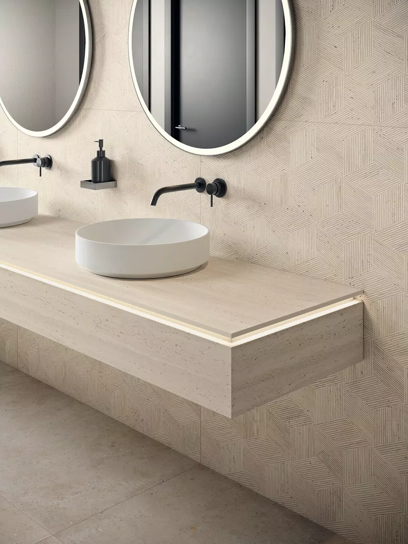 B_06 SENSI ROMA CUBE IVORY N.R. 60X120+POETRY STONE PIRENEI ECRU N.R. 60X120+ABKSTONE TRAVERTINO IVORY NAT.12 MM