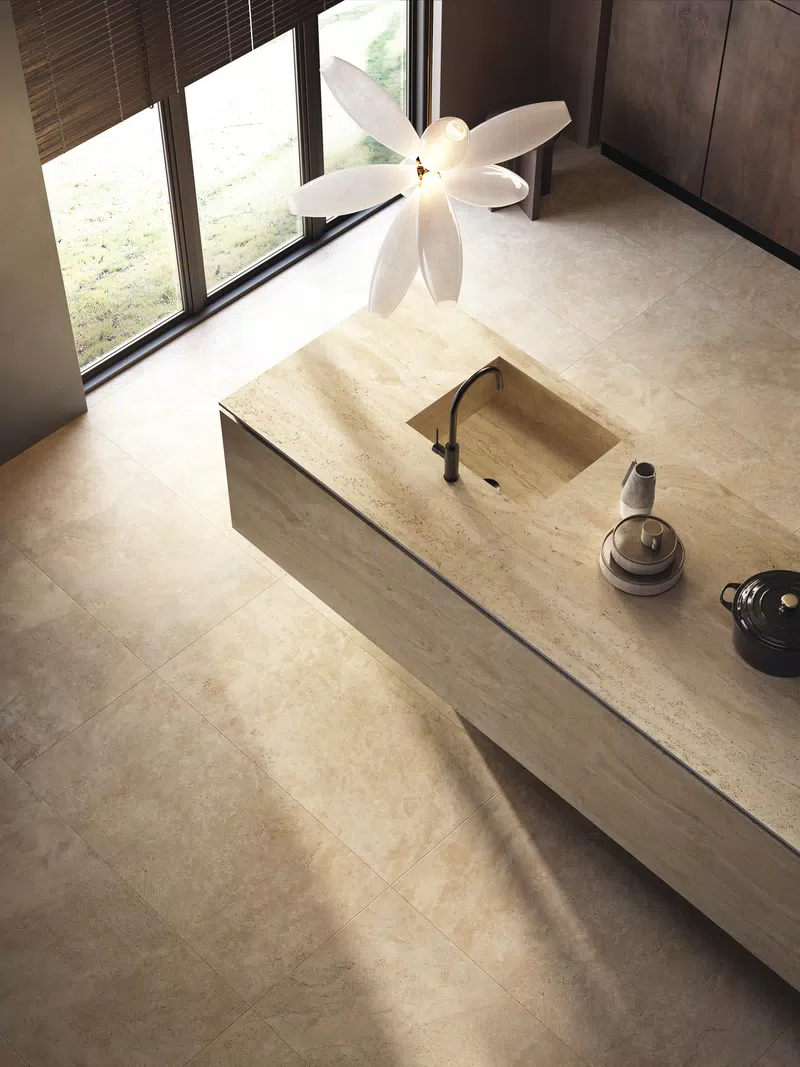 NAVONA NAVONA HONEY CROSS 60X120 + MATERIA TRAVERTINO NAVONA + REBEL BRONZE PART 120X280