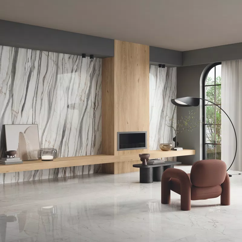 ABKSTONE HONEY WOOD 12MM + SENSI 900 OYSTER WHITE LUX R.120X280+SENSI 900 CARRARA LUX R.120X120
