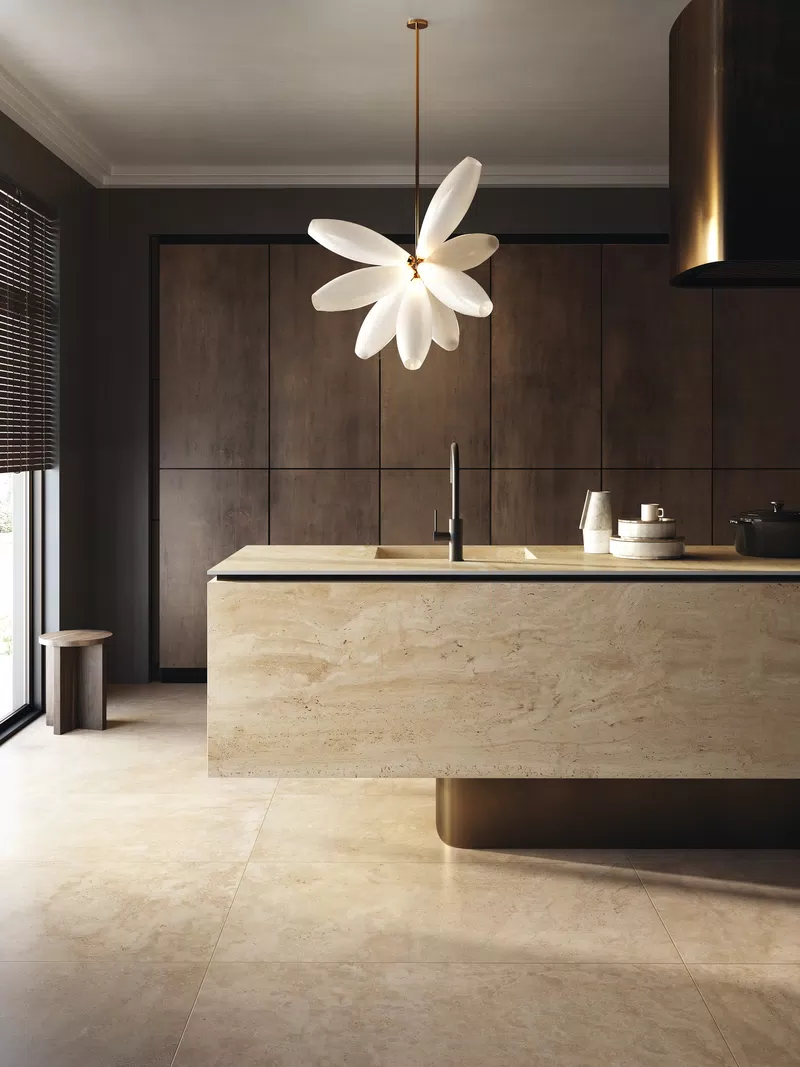 NAVONA NAVONA HONEY CROSS 60X120 + MATERIA TRAVERTINO NAVONA HONEY + REBEL BRONZE 120X280