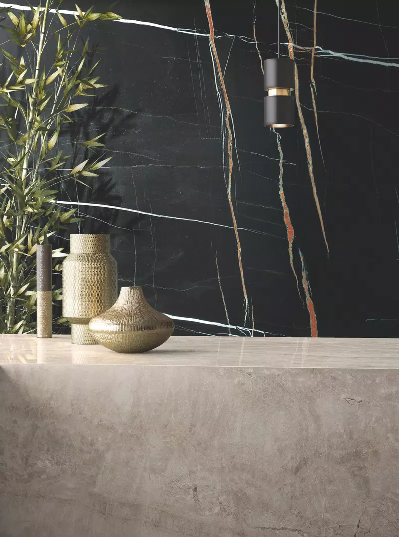 MATERIA SAHARA NOIR+TUSCANY TRAVERTINE