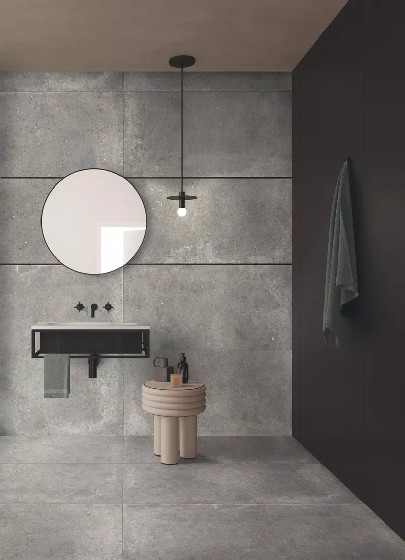 E_01_ANIMA GRIGIO 60X120 + CHROME BLACK NAT 120X280