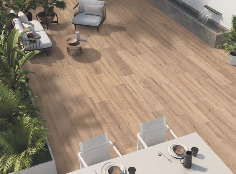 Hermione collection by Gardenia&Ariana: wood-effect tiles in beige, brown tones.