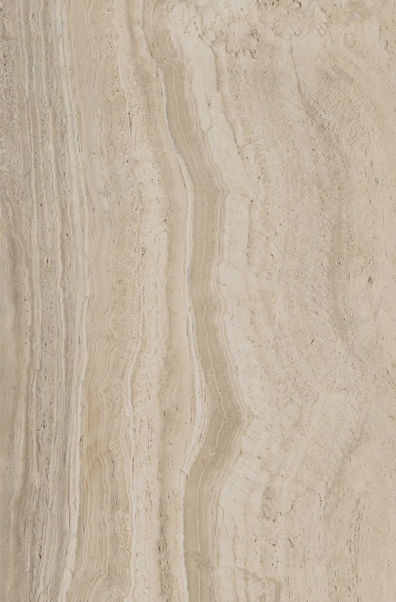 Plein Air Travertine Honey Vein Fliese von Gardenia&Ariana in Beige, Oberfläche R11, 60x90, Stärke 20 mm.