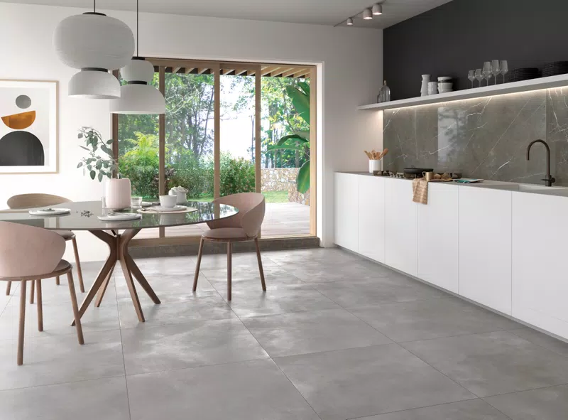 A_01 LUCE ACCIAIO 80X80 + LA MARMOTECA GREY STONE LUX 120X280