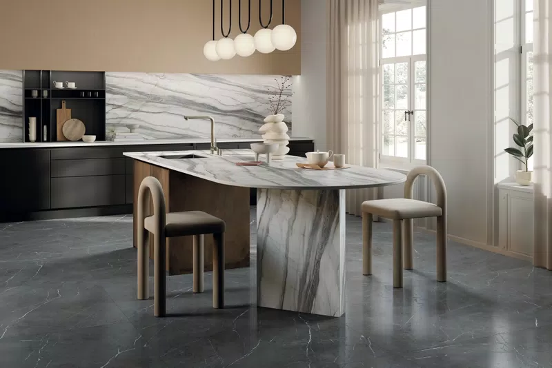 B_01 SENSI 900 STONE GREY ANT.3D R.120X120 + OYSTER WHITE SOFT R.120X280+ABKSTONE OYSTER WHITE SOFT 12MM+INTERNO 9 RUST N.R.120X280