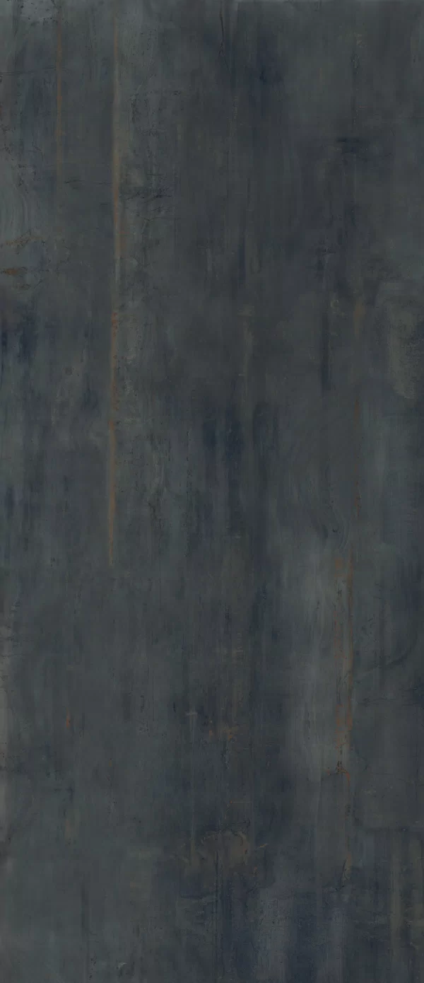 Carreau Rebel Night par Flaviker en noir, finition Naturel, 120x280, épaisseur 6 mm.