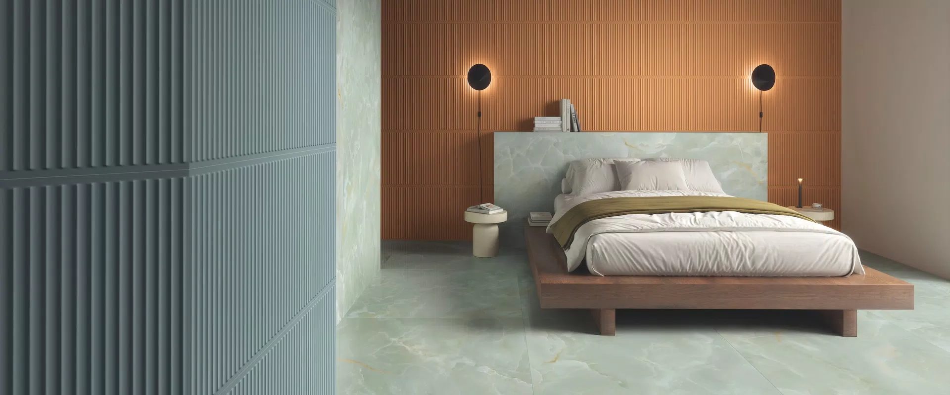 Marble-effect tiles in beige, white, green tones, from the Eterea collection by Gardenia&Ariana.