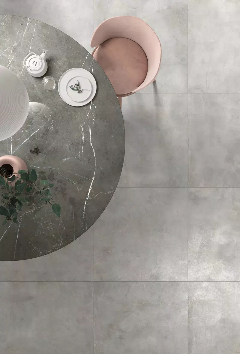 A_01B LUCE ACCIAIO 80X80 + LA MARMOTECA GREY STONE LUX 120X280