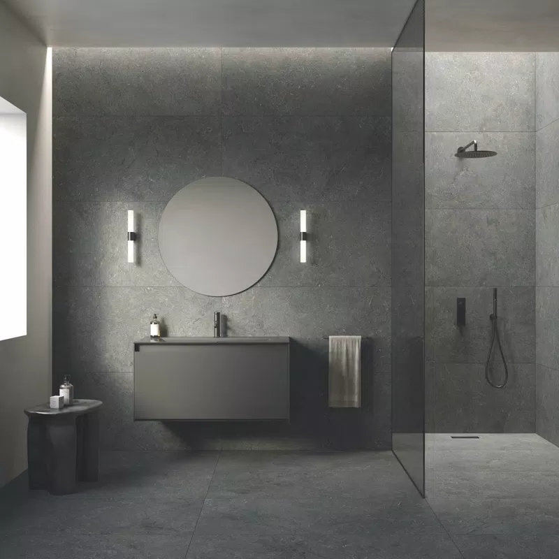 Toni beige, bianco, grigio per le piastrelle effetto pietra della collezione Magma di Flaviker.